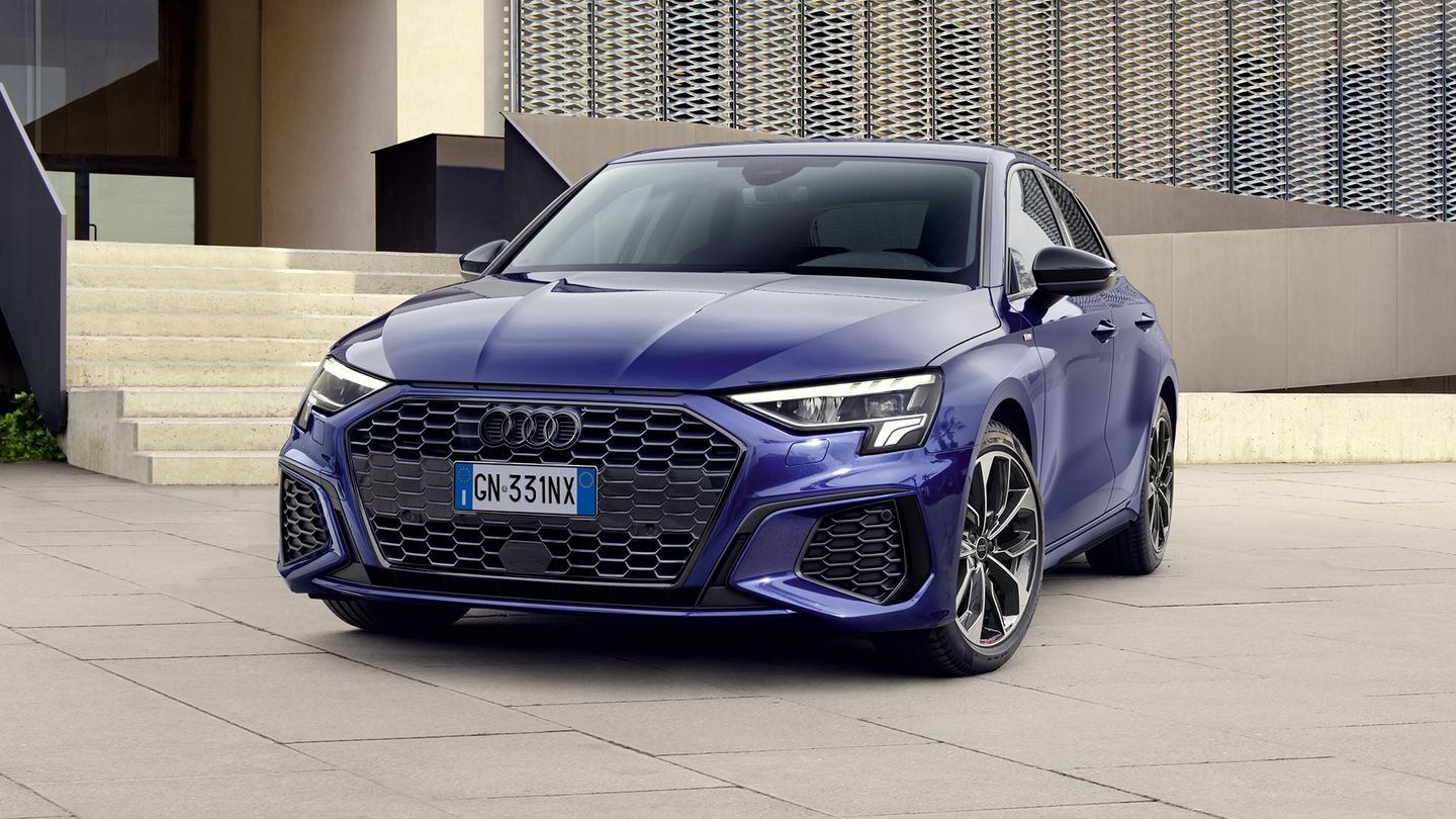 Audi A3 Napoli. Il progresso prende vita.