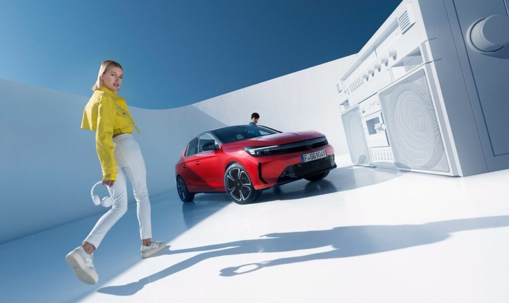 opel corsa frontale autouno napoli