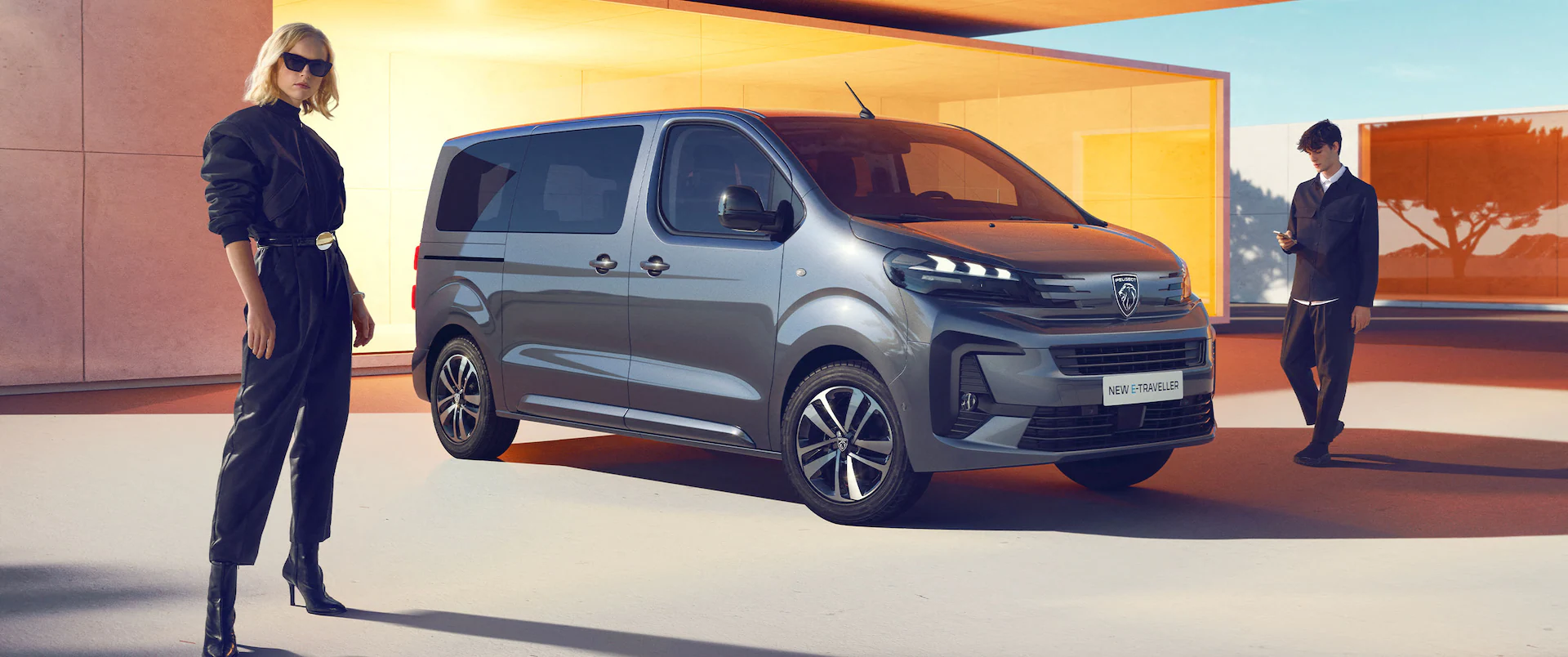 Peugeot E-Traveller Napoli. Viaggiare in modo diverso
