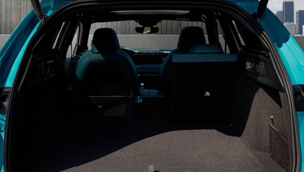 peugeot 308 sw bagagliaio autouno napoli