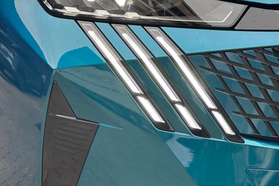 Preview Nuovo Peugeot E-3008 Autouno Casoria Napoli