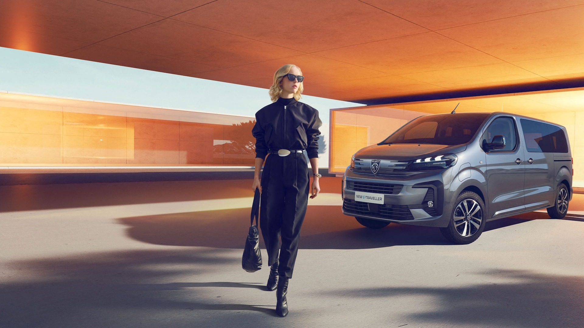 Nuovo Peugeot E-Traveller Napoli. Viaggiare in modo diverso