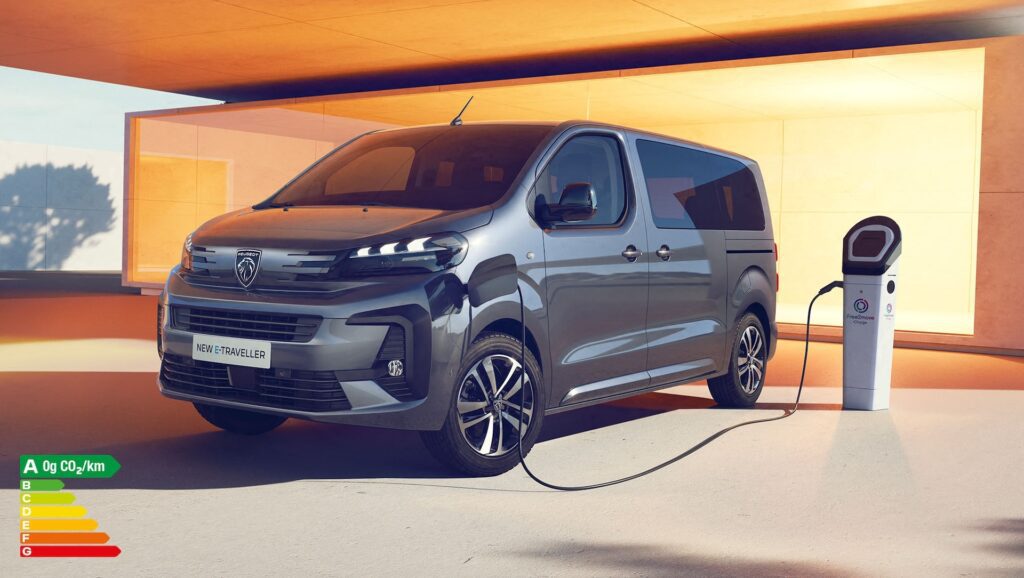 peugeot e-traveller autonomia autouno napoli