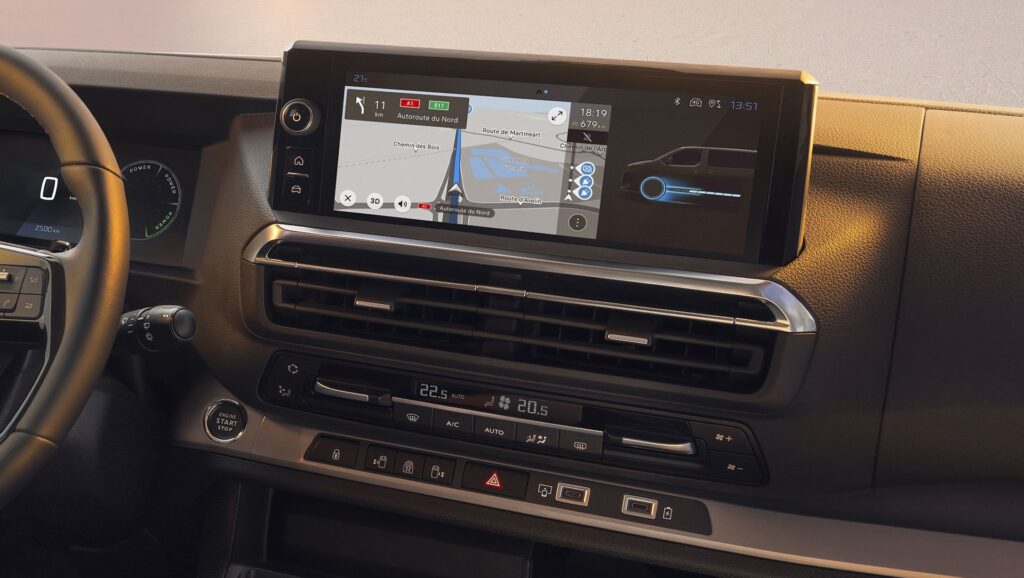 peugeot e-traveller touchscreen autouno napoli