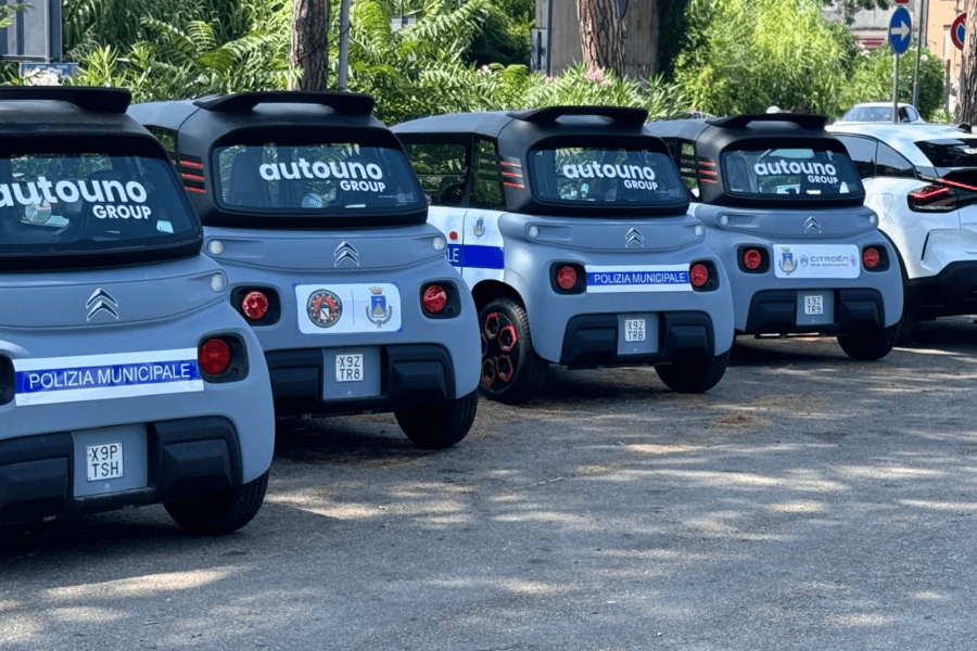 Autouno Group fornisce auto elettriche al Comune di Ischia