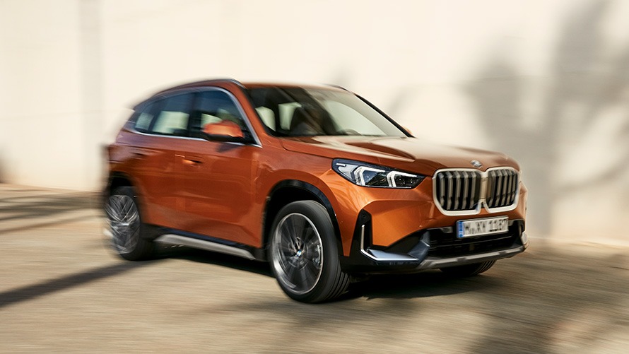 Noleggio lungo termine BMW X1 Napoli.  LIVE YOUR DREAMS.