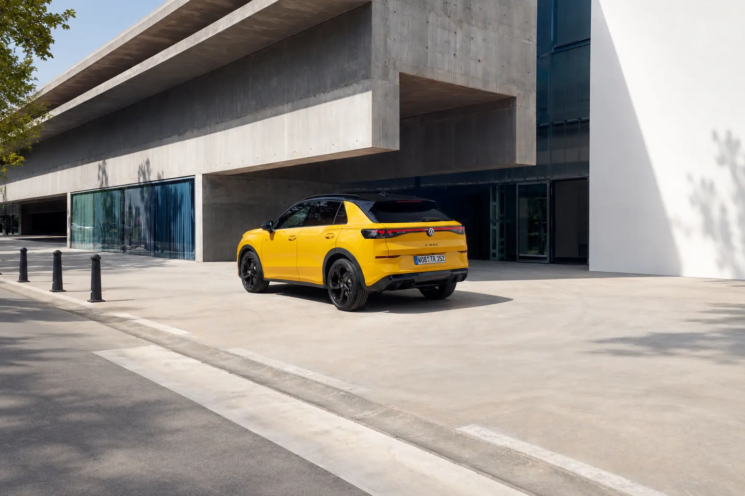 Volkswagen Nuovo T-Roc Full Hybrid Autouno