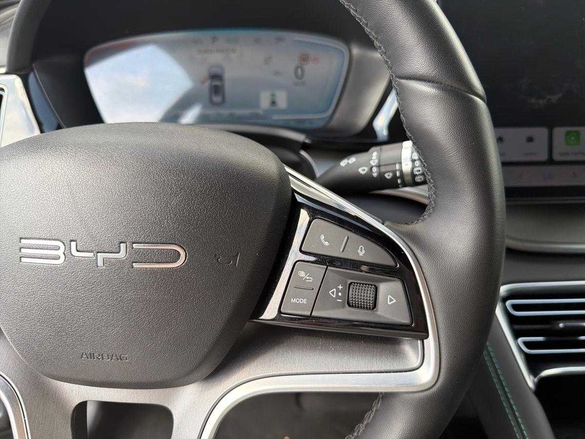 BYD SEAL
