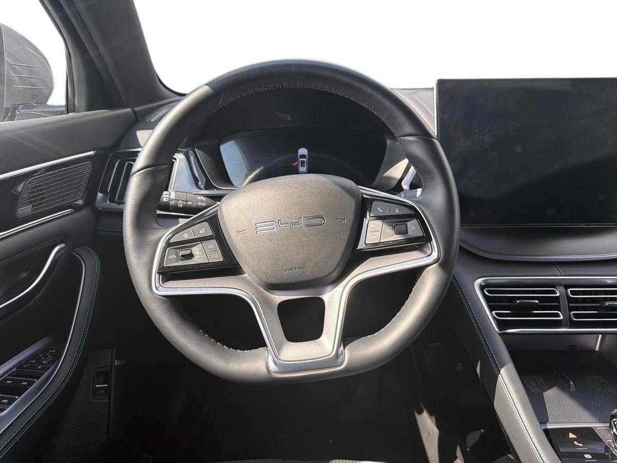 BYD SEAL