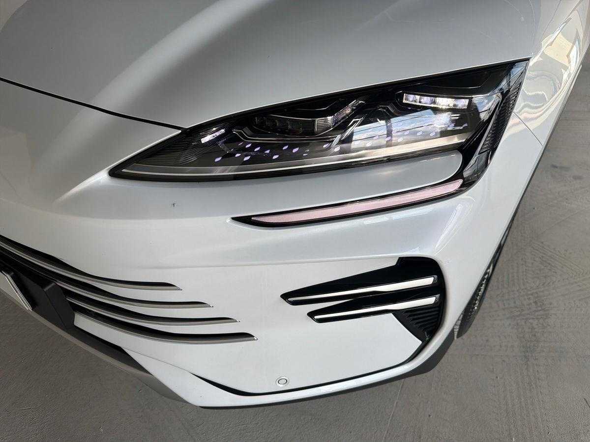 BYD SEAL