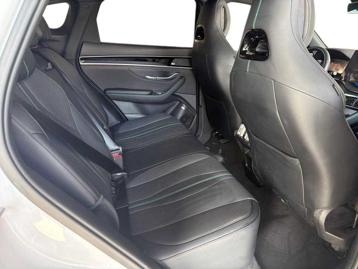 BYD SEAL